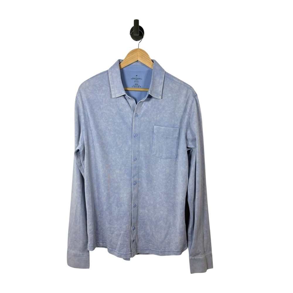 NWOT Fabletics Men’s The Dash Long Sleeve Button Up in Blue Size M